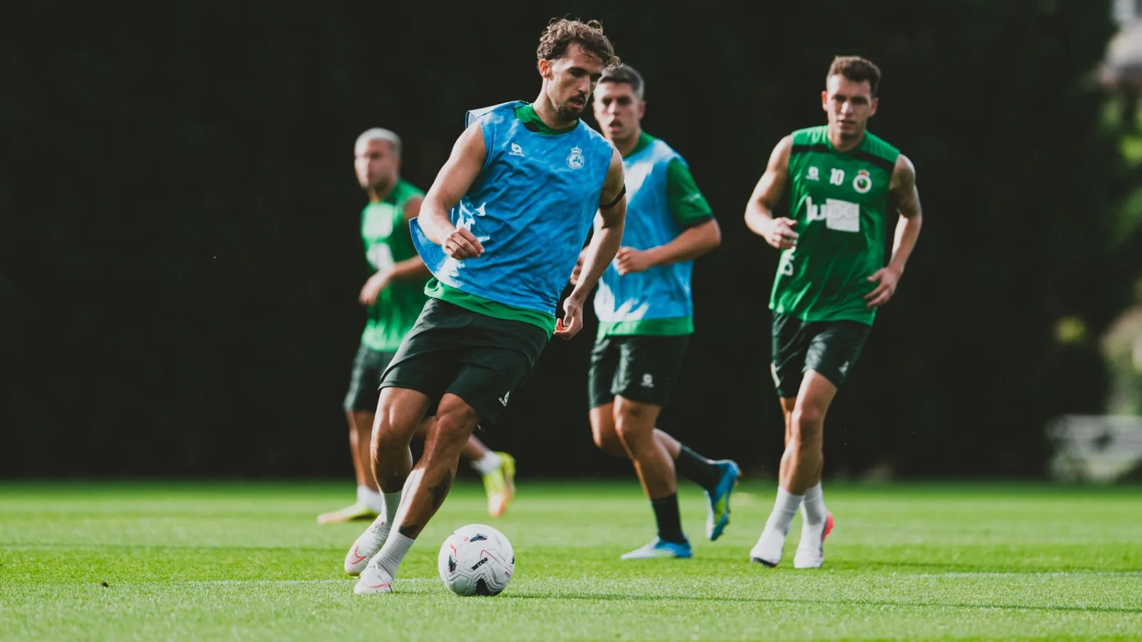 El Racing entrenará cuatro días en la semana del parón