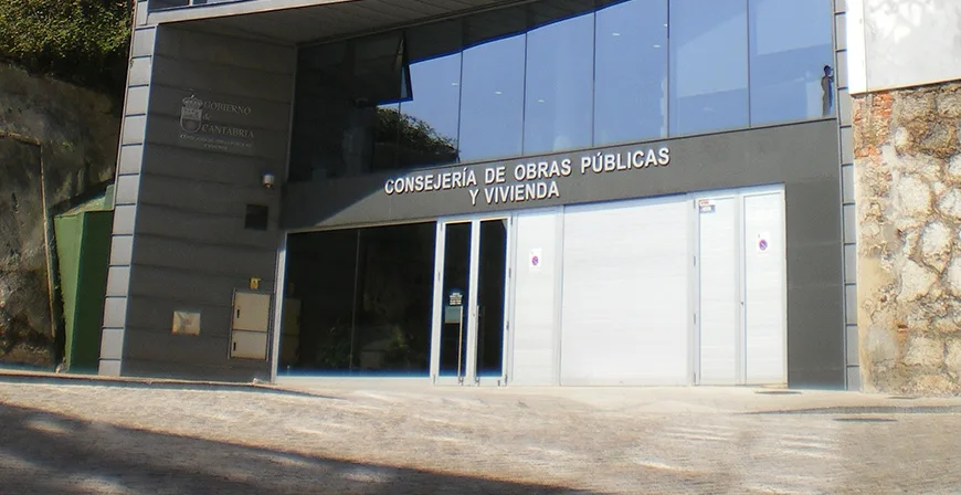 La CNMC amplía su investigación sobre las licitaciones de obra en Cantabria