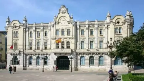 Santander se atasca entre el PGOU y el Mercado de México