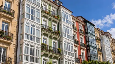 El Tribunal de Cuentas pone deberes a Cantabria y a tres ayuntamientos por la vivienda